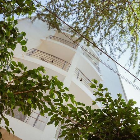 Hotel Cesaria プライア エクステリア 写真