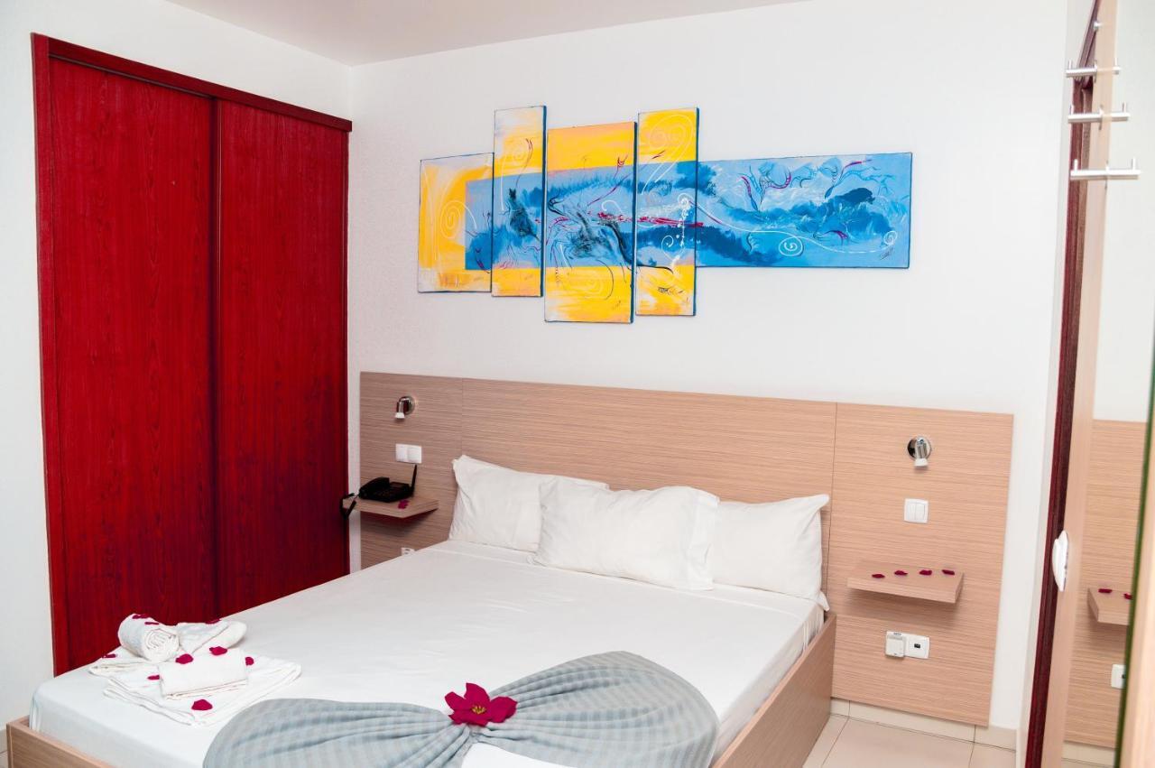 Hotel Cesaria プライア エクステリア 写真