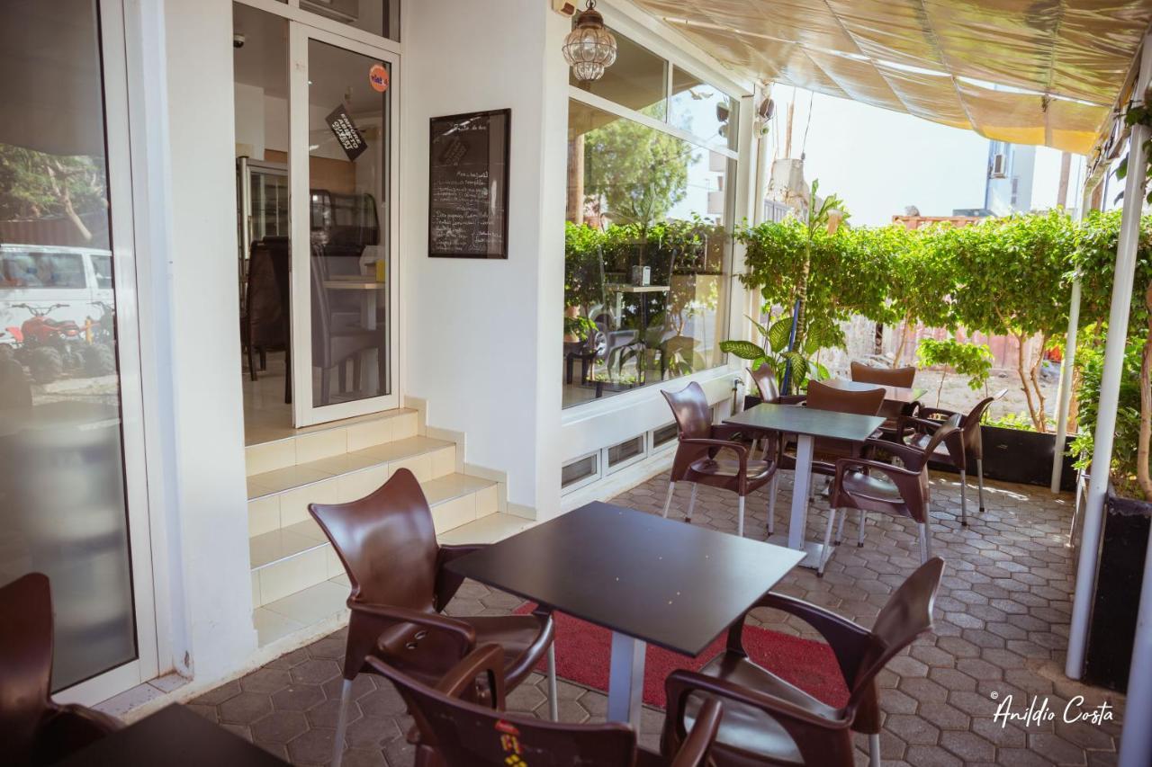 Hotel Cesaria プライア エクステリア 写真